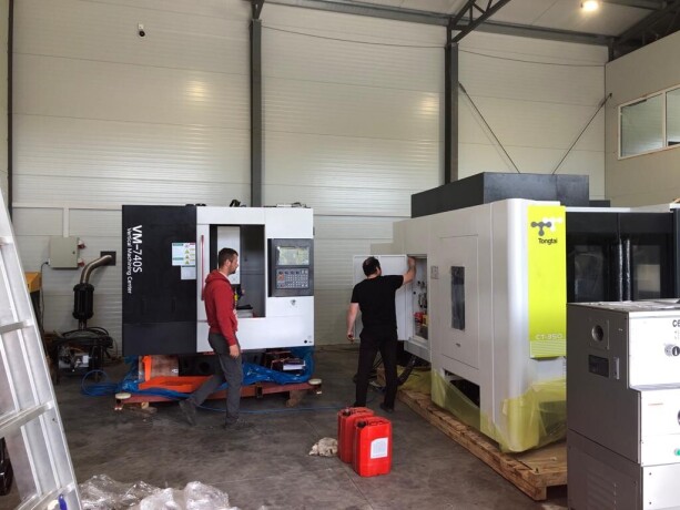 freza-cnc-werner-vm702-noua-big-2